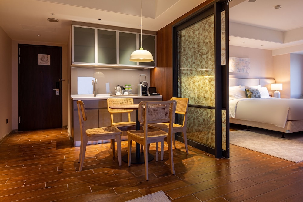 Kilin Hotel JiaoXi 77/95