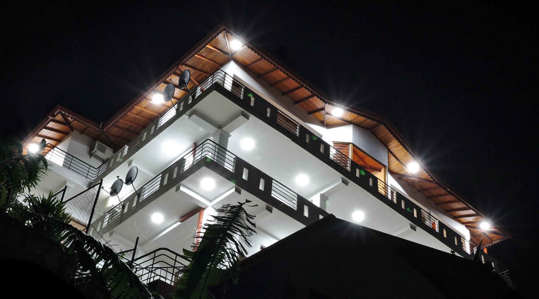 Kandyan Bluestar Villa photo2