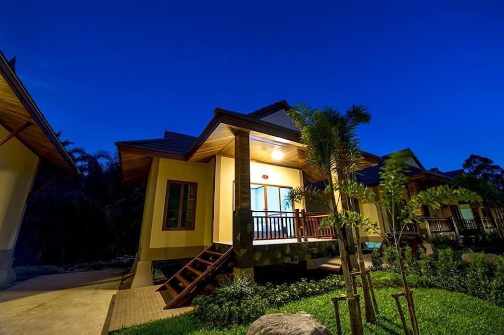 Dusit Phuphaya Resort photo2