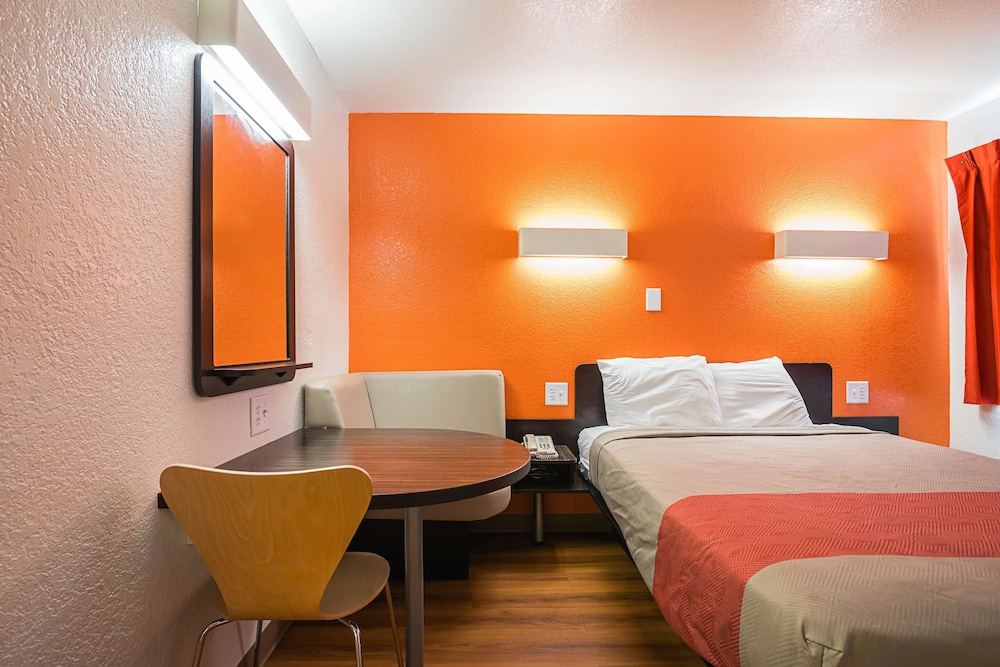 Motel6 Bessemer, AL - Birmingham 36/62