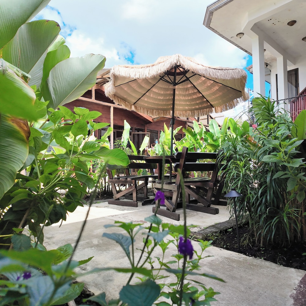 Arenal Hostel Resort 43/50