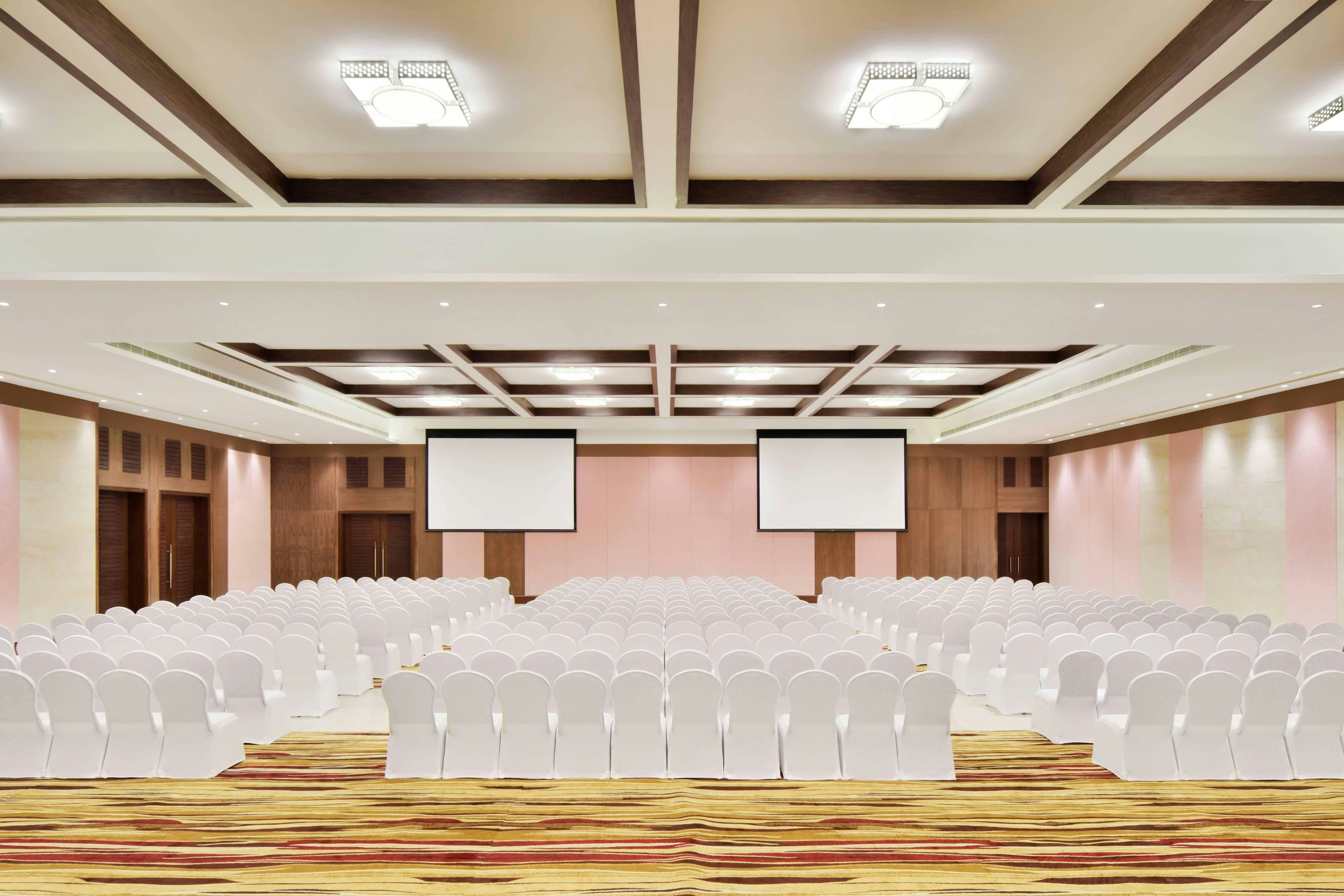 Courtyard By Marriott Madurai 51/54