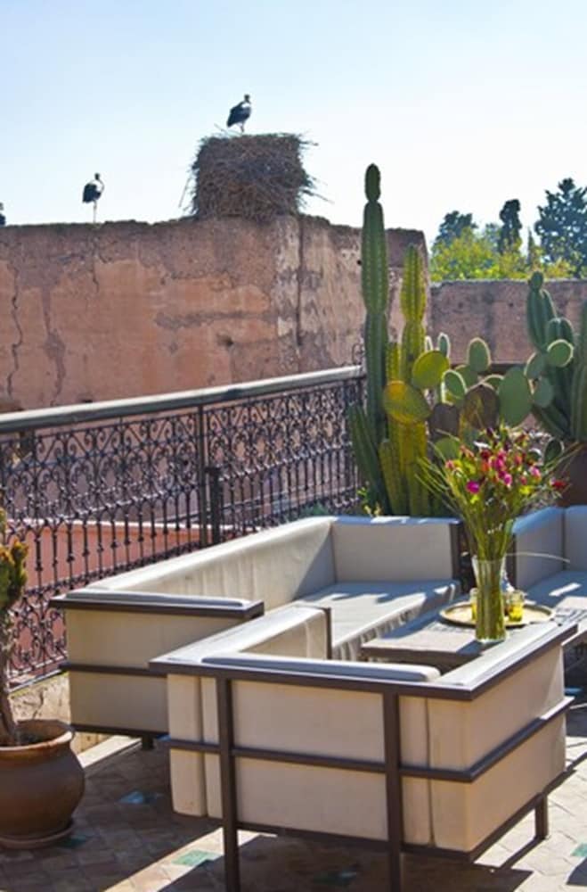 RIAD ALADDIN 7/76