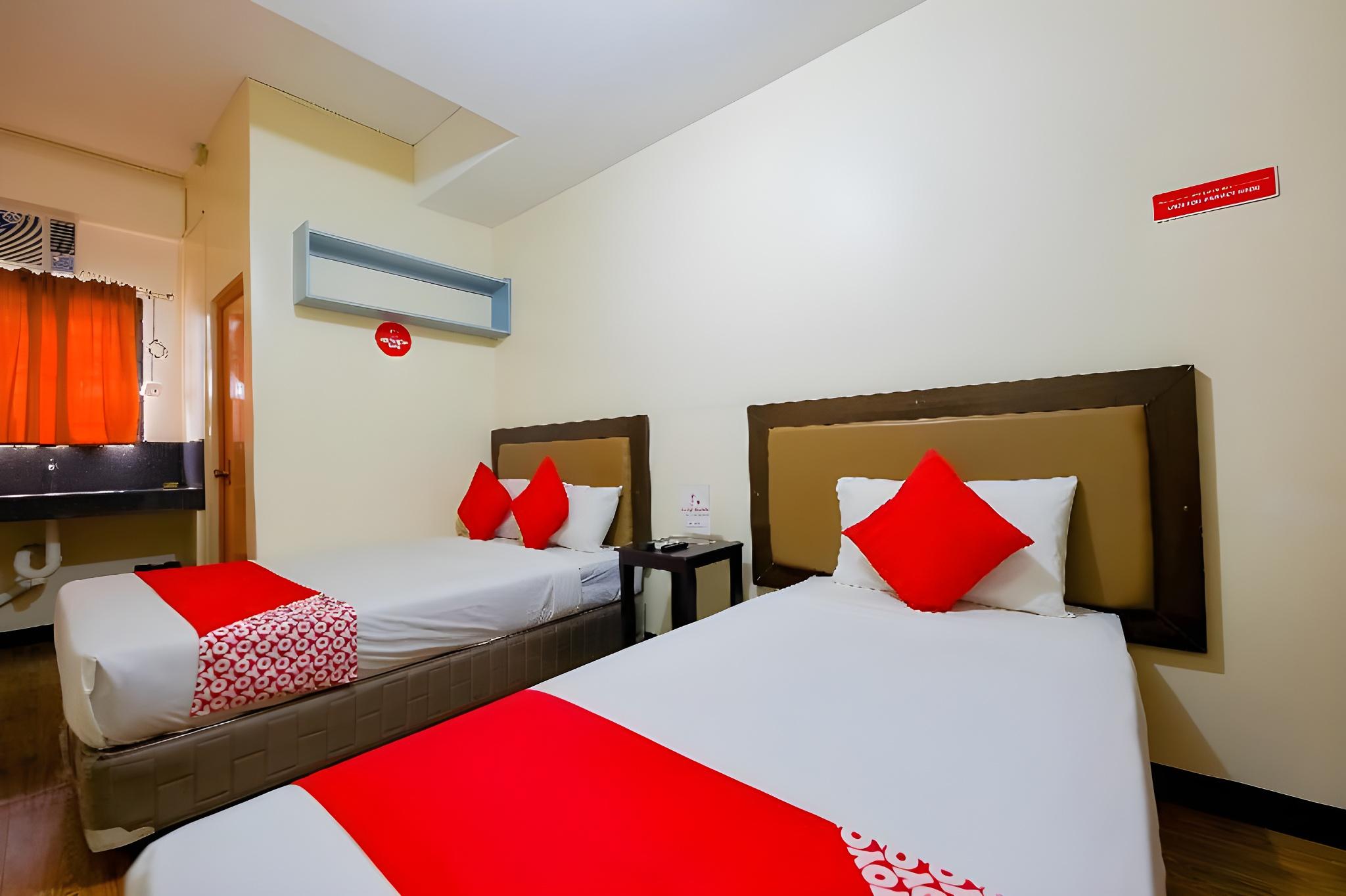 Suite, Triple, Single Bed