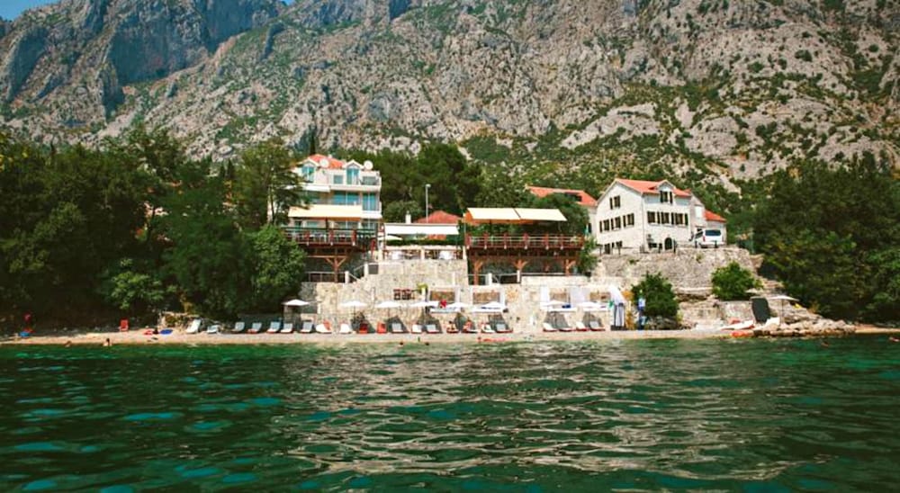 HOTEL CASA DEL MARE AMFORA 68/71