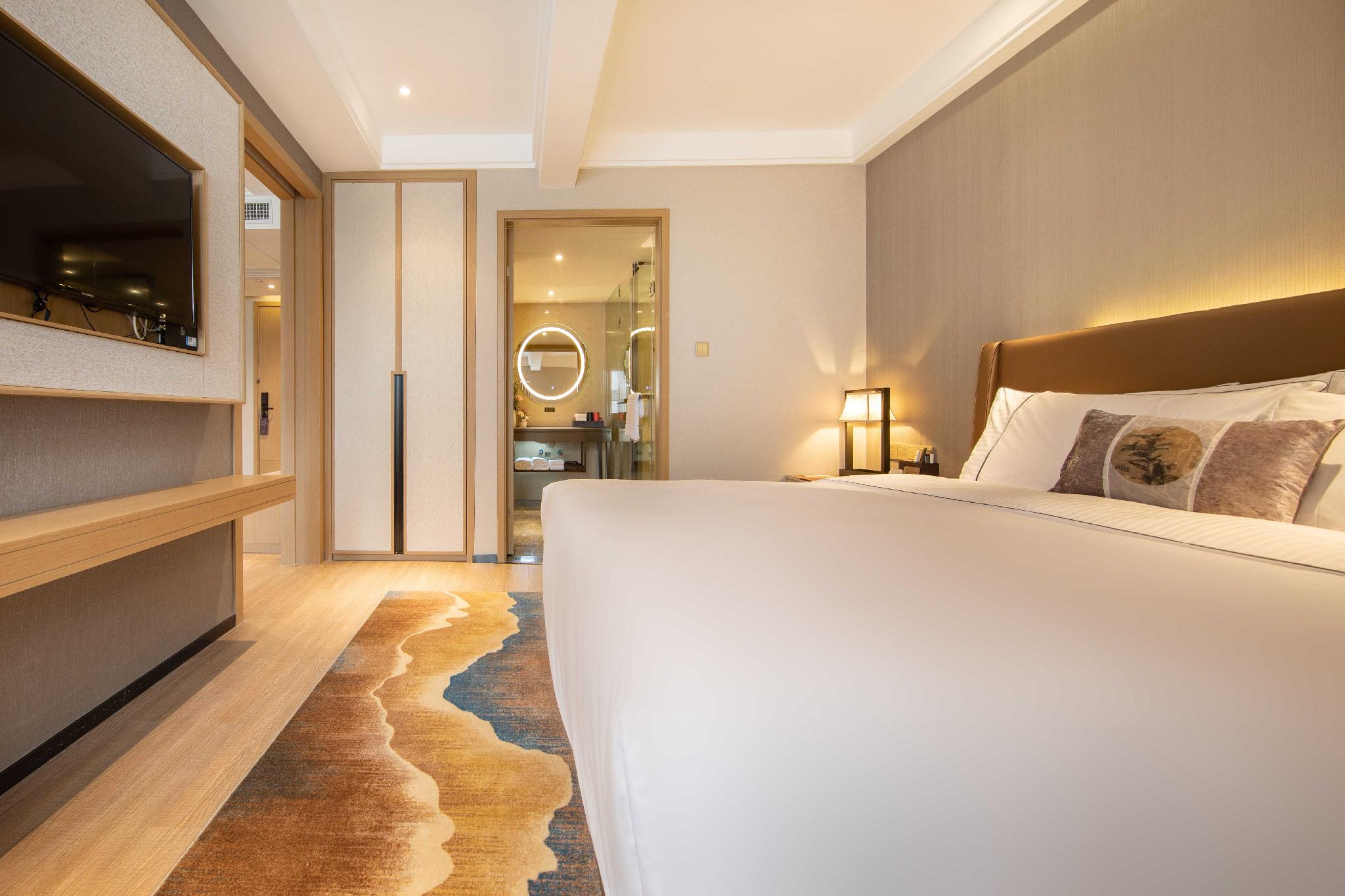 Echarm Hotel(Xiaogan Hanchuan Renmin Avenue Branch) 12/42