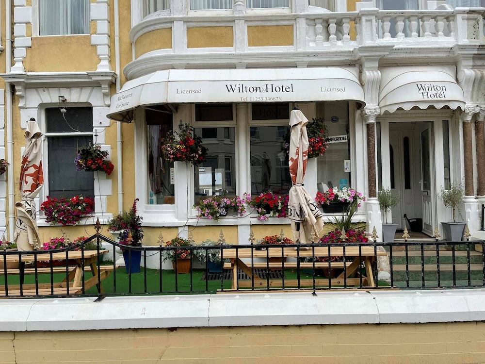 The Wilton Hotel 3/50
