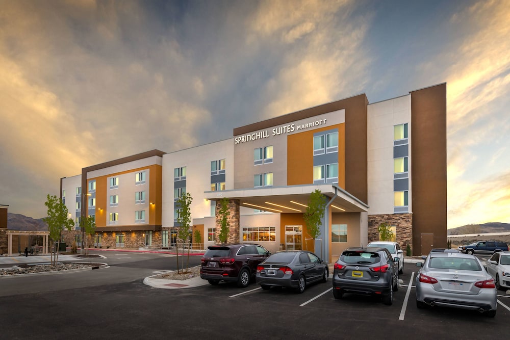 Springhill Suites By Marriott Reno 1/23