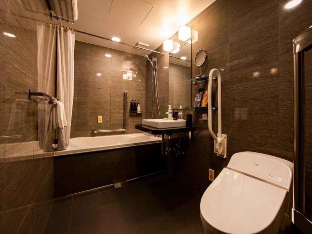 Prostyle Ryokan Yokohama Bashamichi 57/63