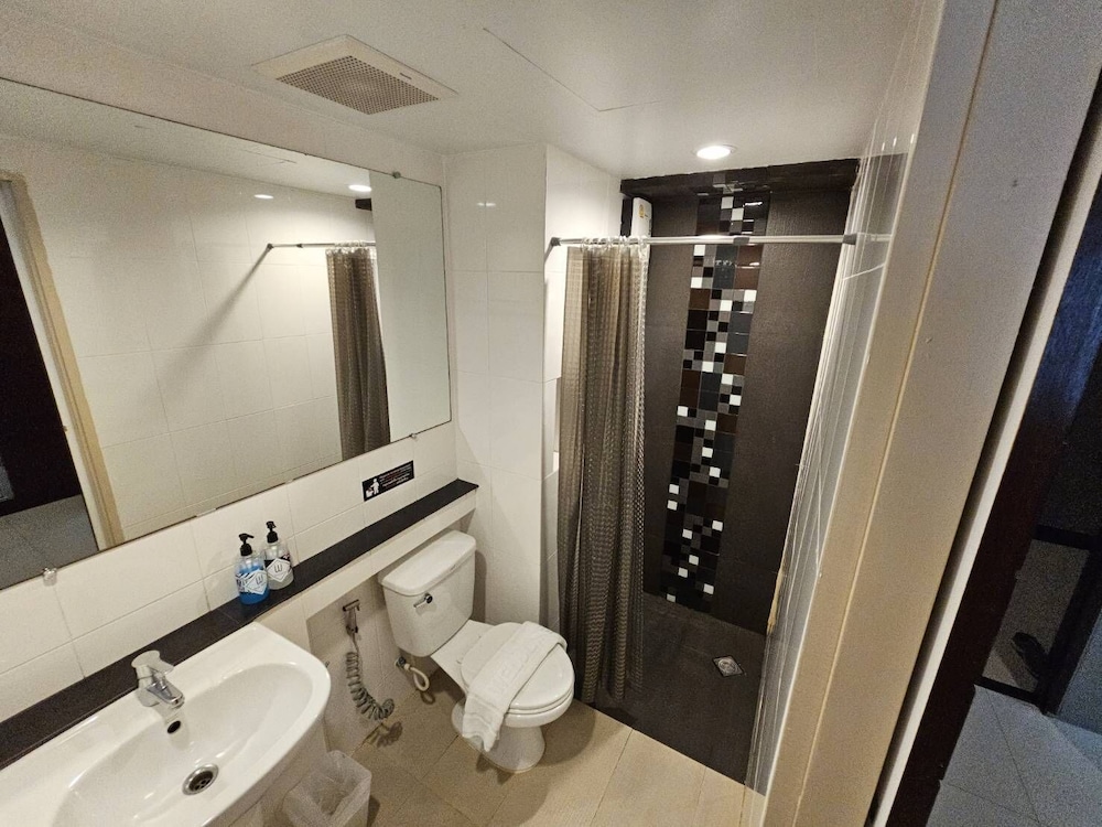 Wsotel Hotel And Serviced Apartment 63/66