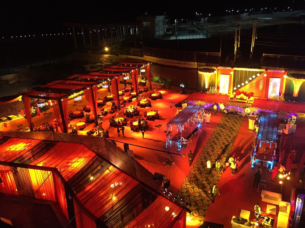 Hotel Amr Katra 4/28