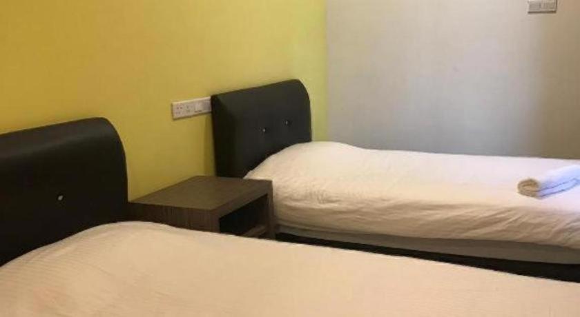VIVA HOTEL SRI AMAN 10/30