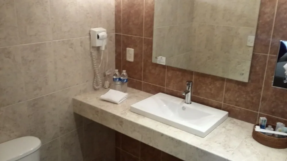 Hotel La Finca del Minero 16/17