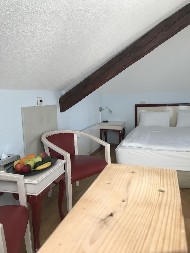Gasthaus 210 25/40
