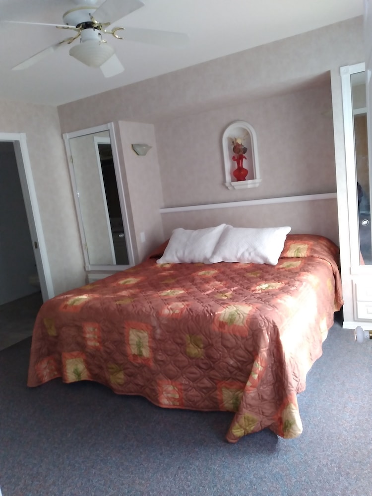 Mountain View Suites at Fairmont Hot Springs 10/63