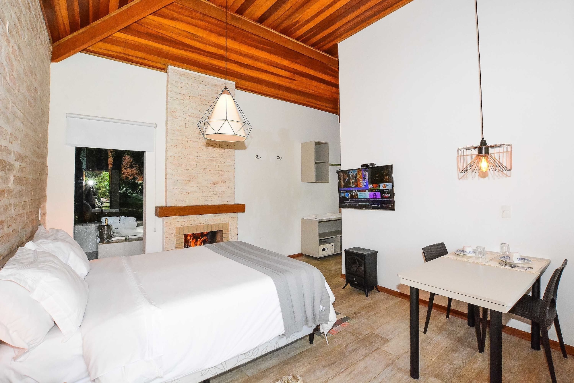 Prime, Chalet, King Bed, Hydromassage