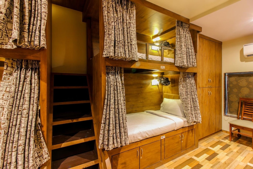 Blossom Dormitory 33/33