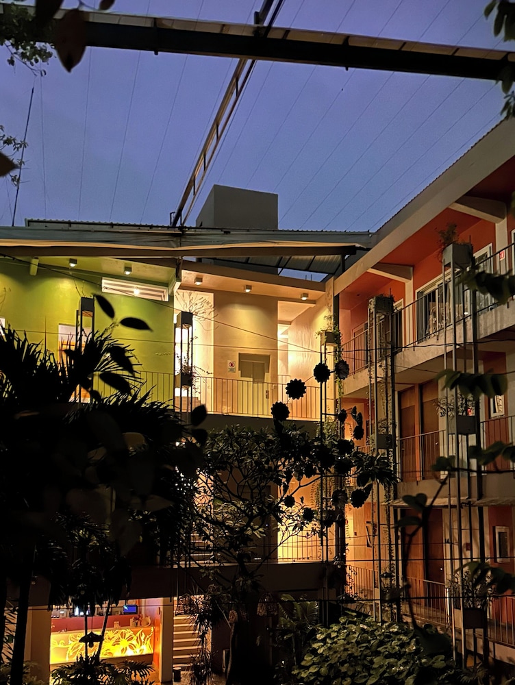 FLOR DE MAYO HOTEL AND RESTAURANT 6/47