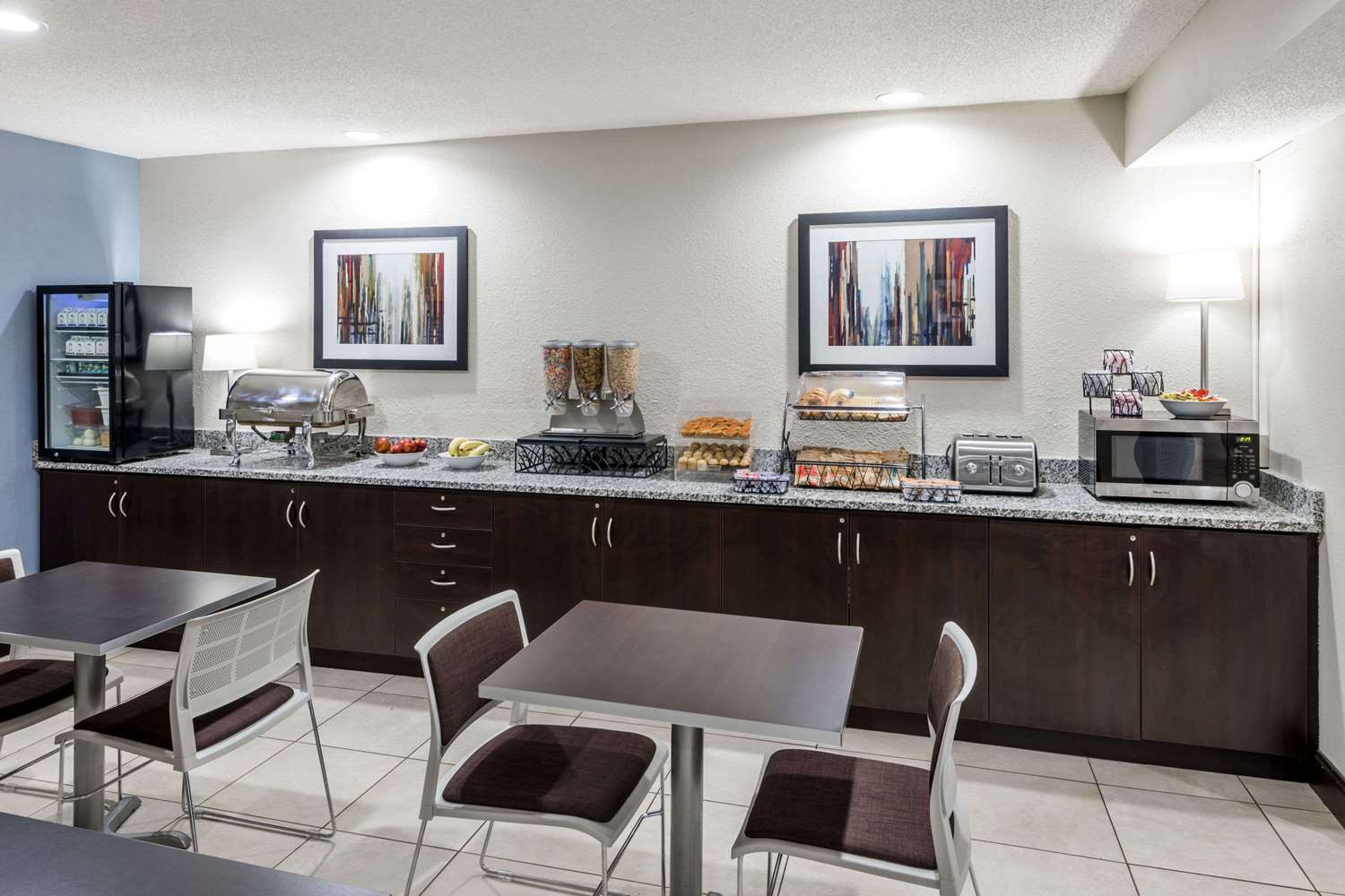 Microtel Inn & Suites by Wyndham Greenville / Woodruff Rd 20/28