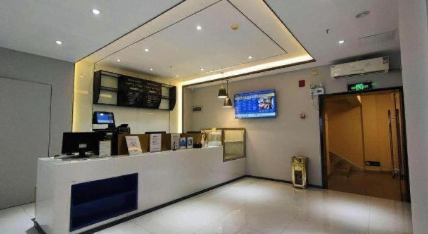 7 Days Inn Tianjin Sports Institute North Avenue 16/69