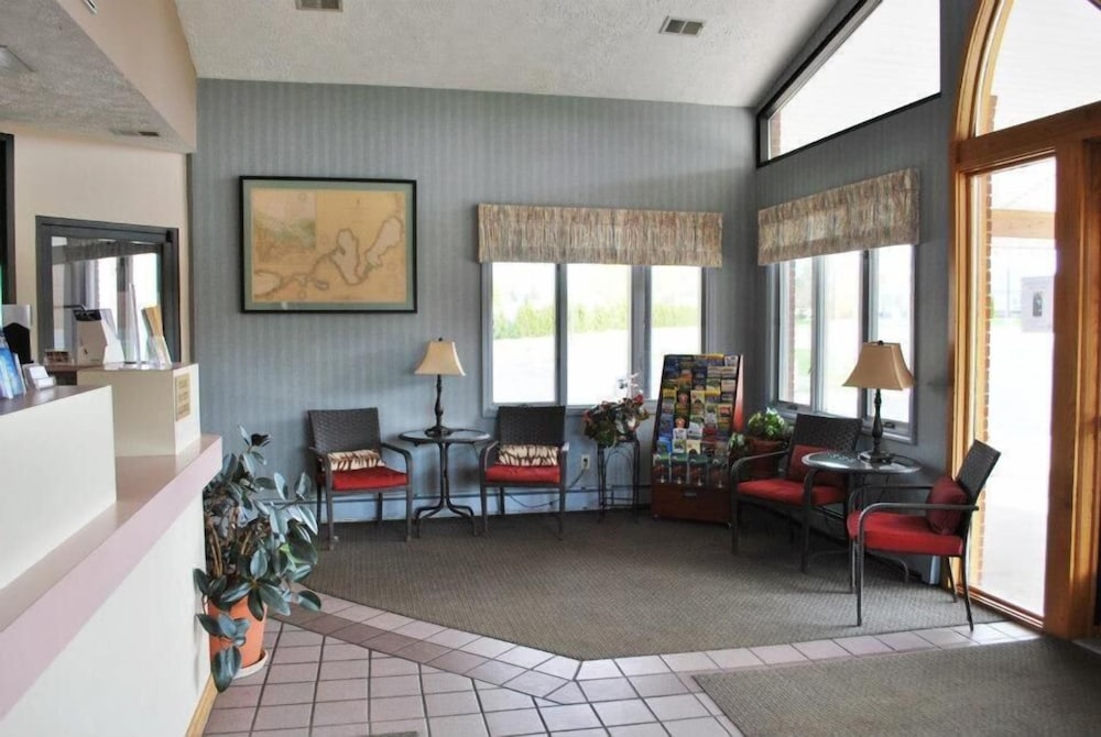 Fleetwood Inn Suites 34/51