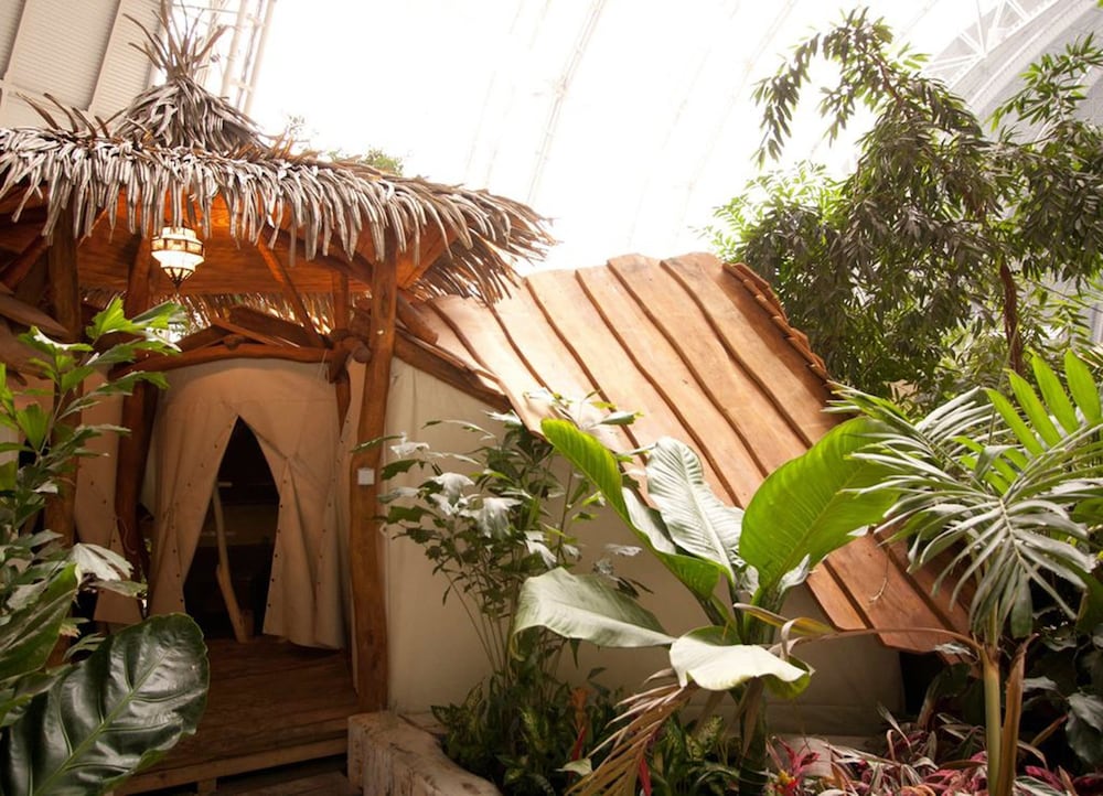 Tropical Islands Resort 12/80