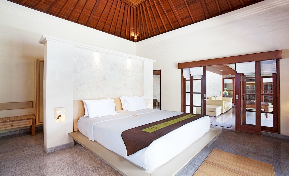Alindra Villas and Spa 20/80
