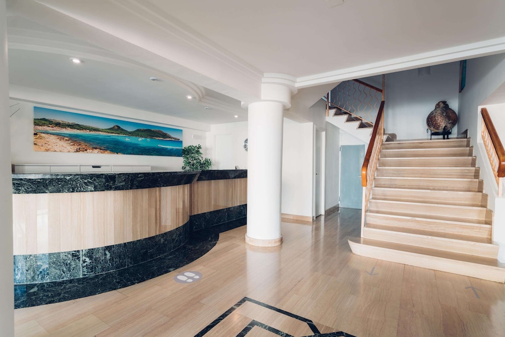 Lobby at THB Dos Playas - Adults Only, Cala Ratjada