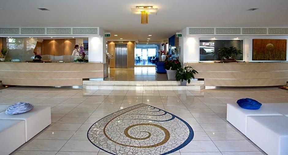 Hotel Ghirlandina 4/31