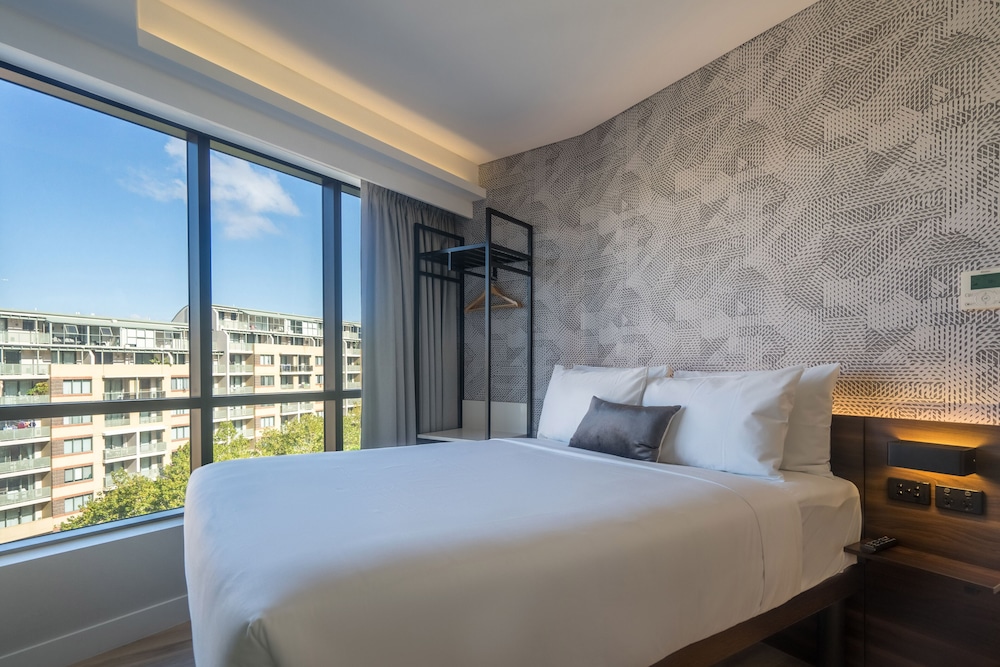 Hotel Kith Darling Harbour 13/34
