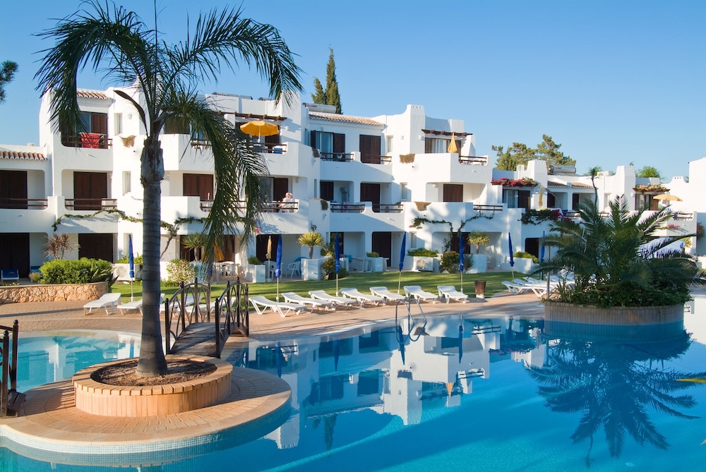 Balaia Golf Village 15/94
