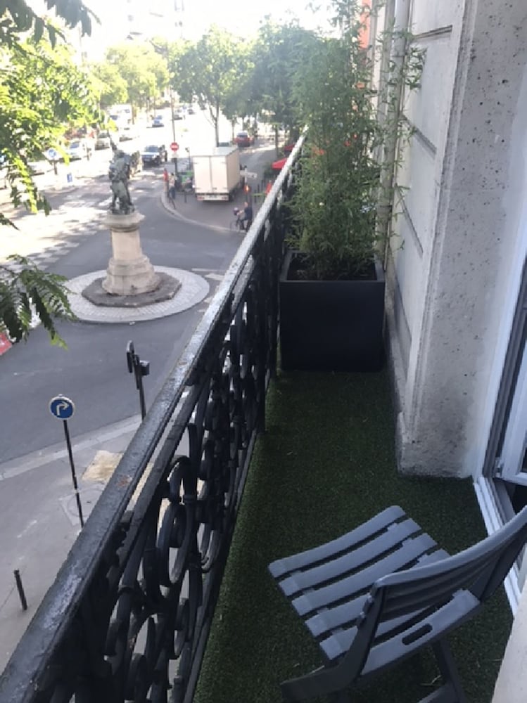 HOTEL SAINT MARCEL 6/50