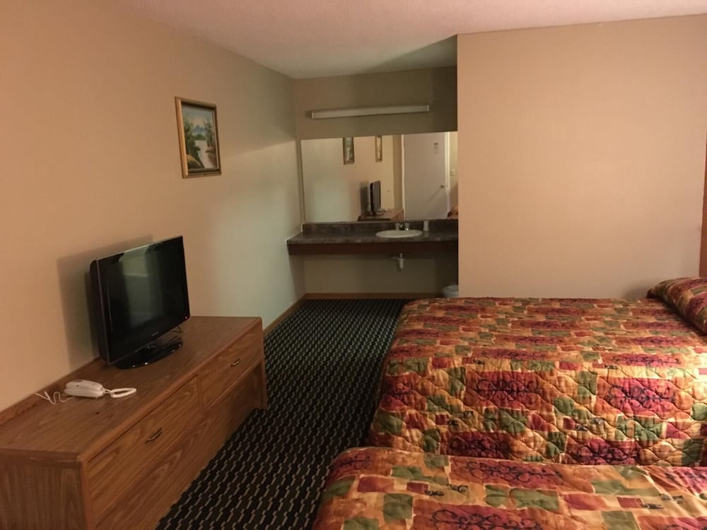 Knights Inn Merrillville 12/28