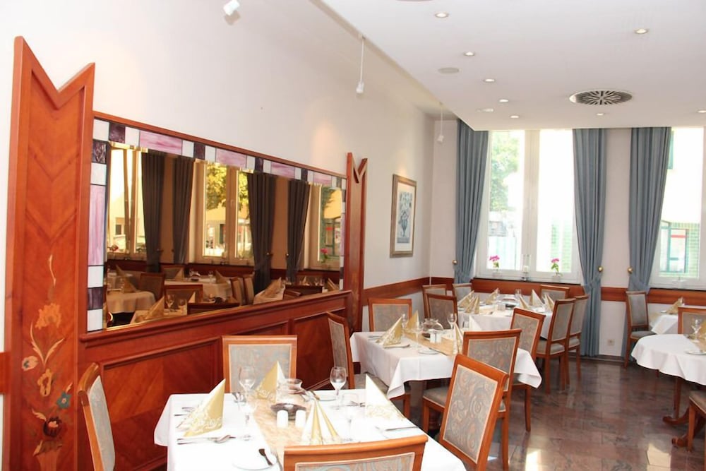 Hotel Ascania 12/20