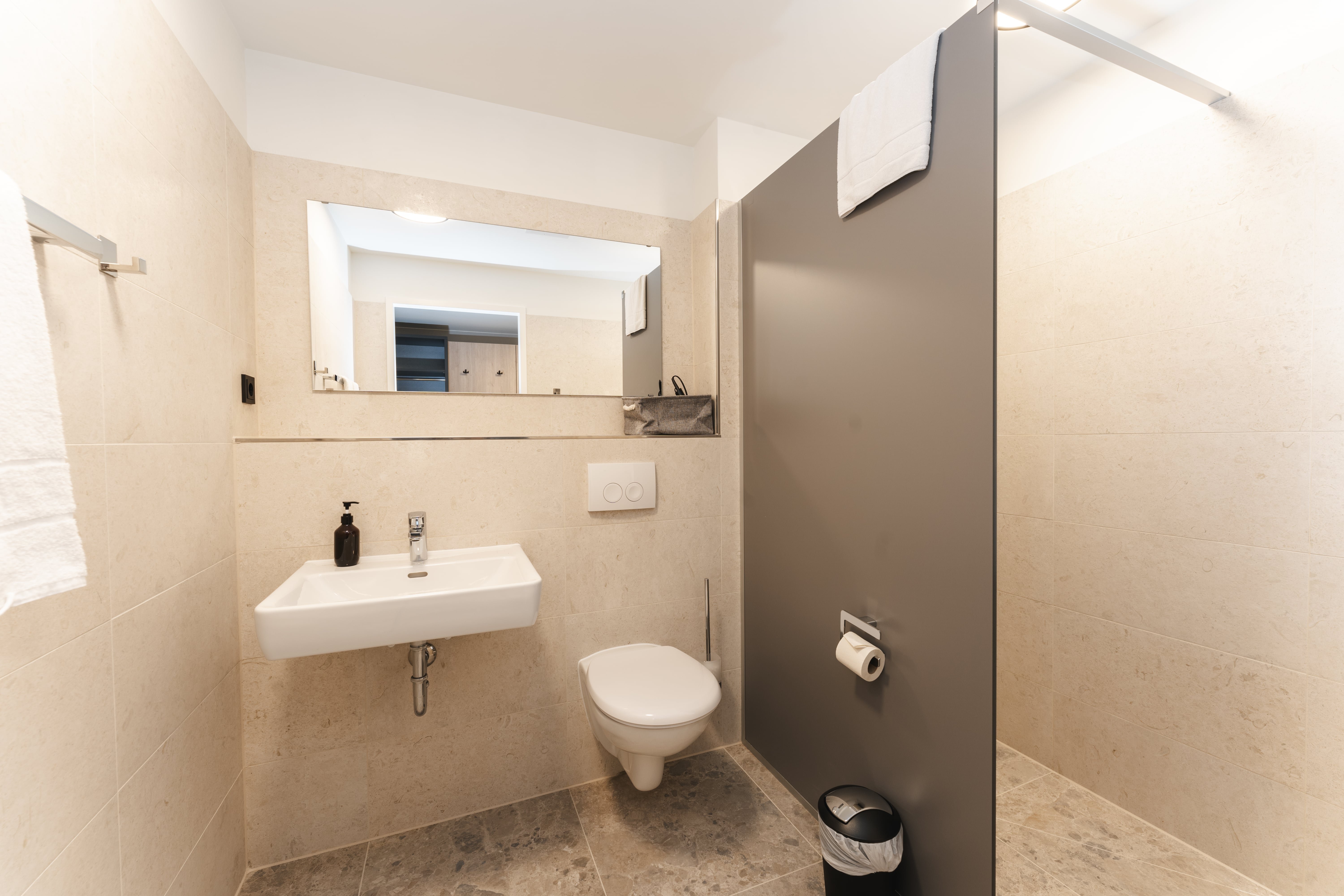 JustStay Munchen 37/41