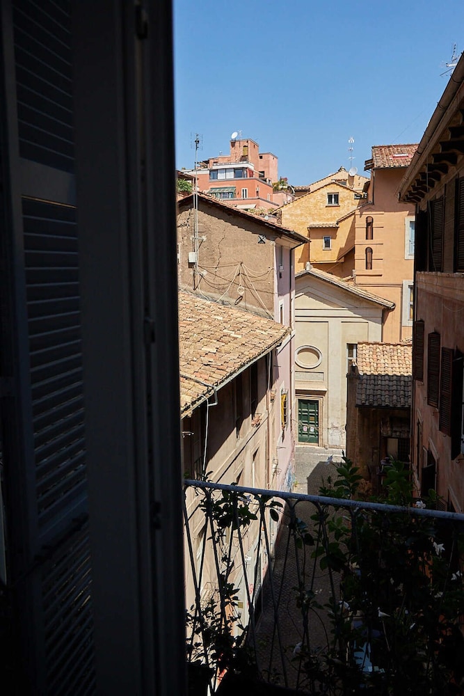 The Roman Empire Guesthouse 4/63