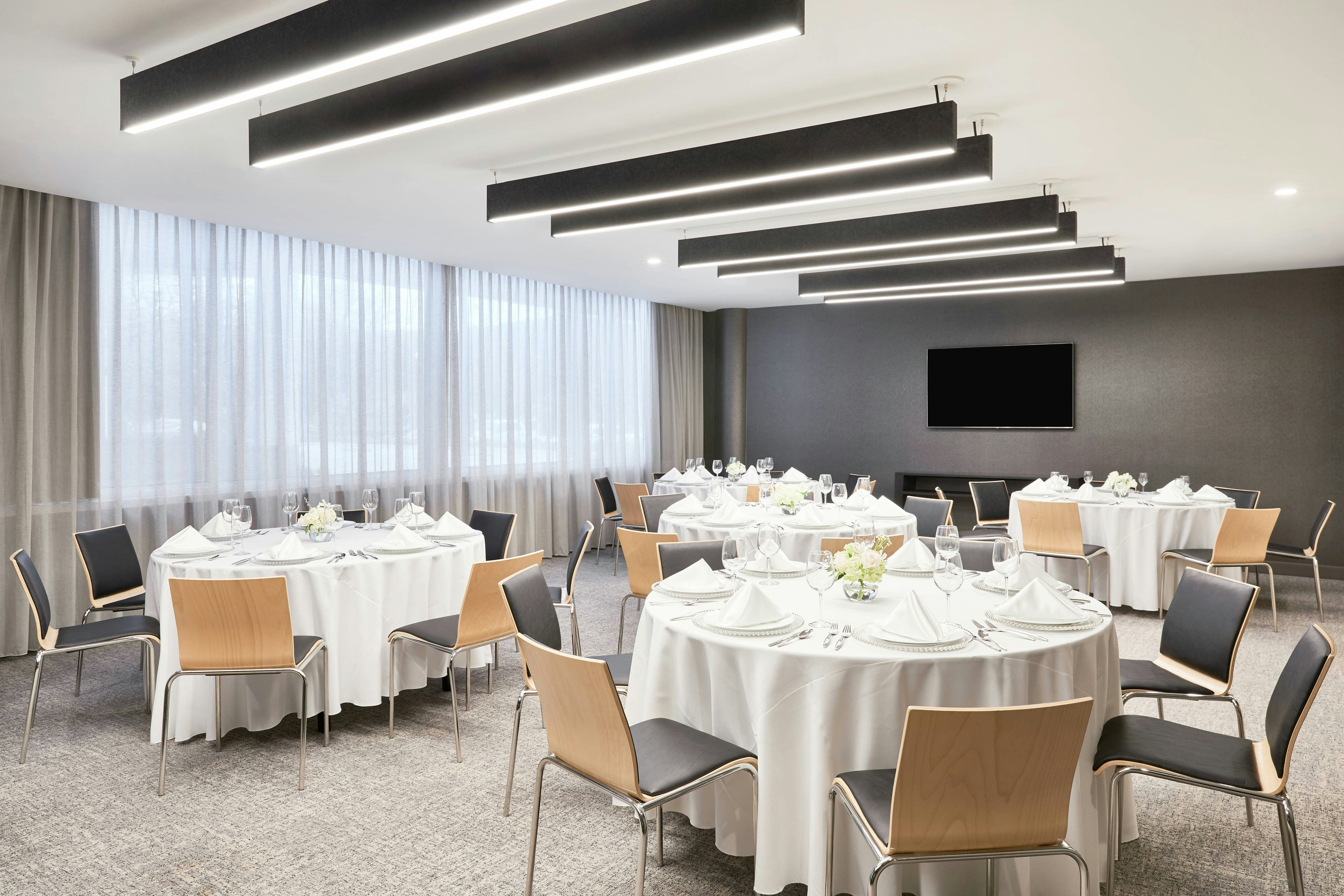 AC Hotel by Marriott Pleasanton 53/62