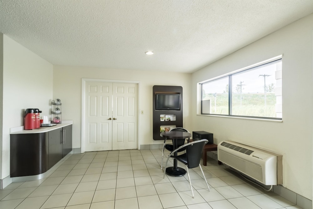 Motel6 Crawfordsville, IN 43/51