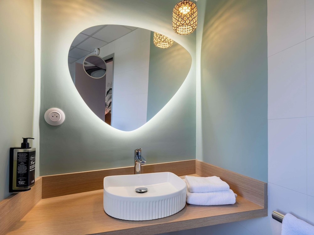 Ibis Pontivy 60/62