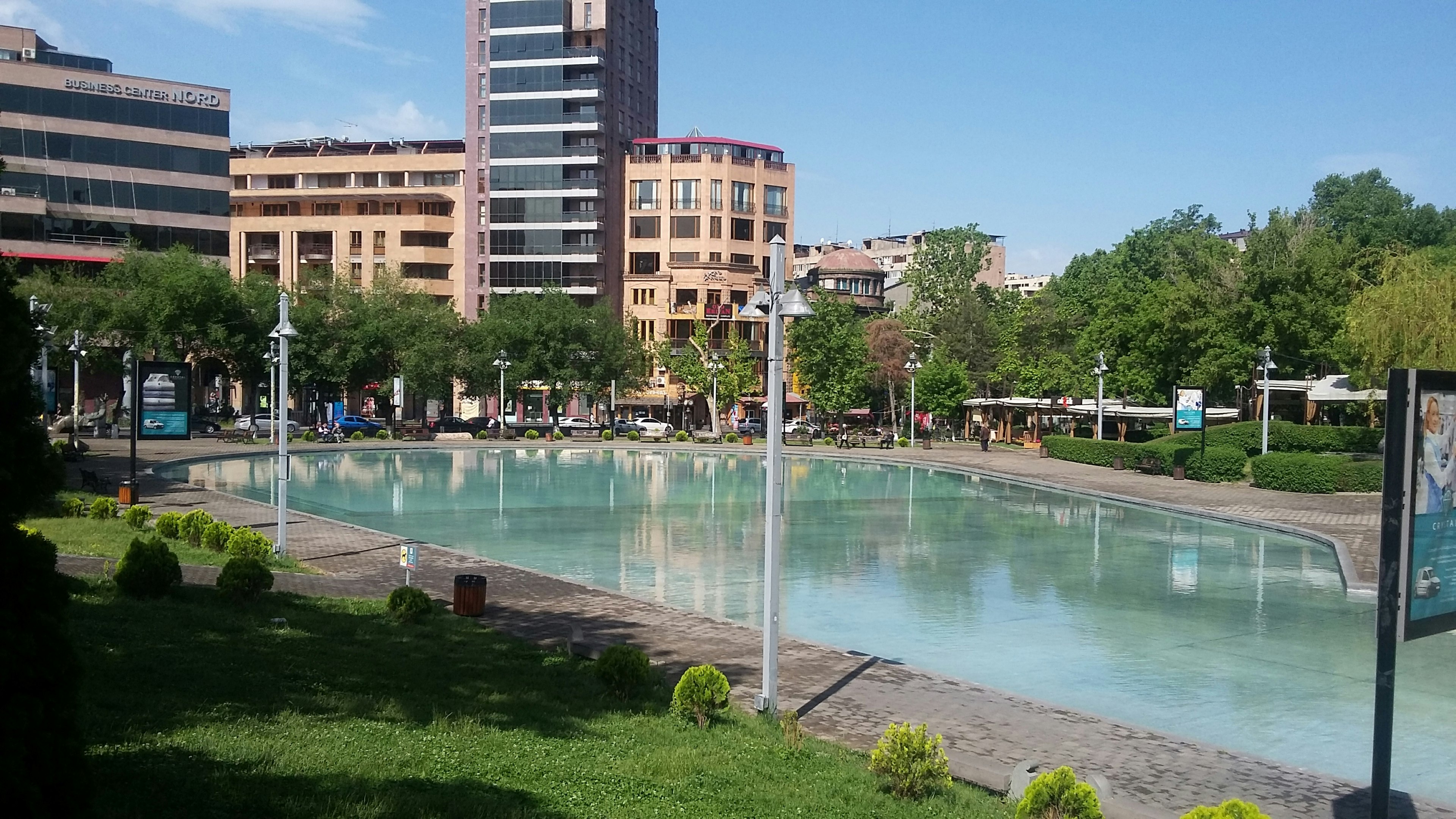 Holiday Inn Express Yerevan 79/81