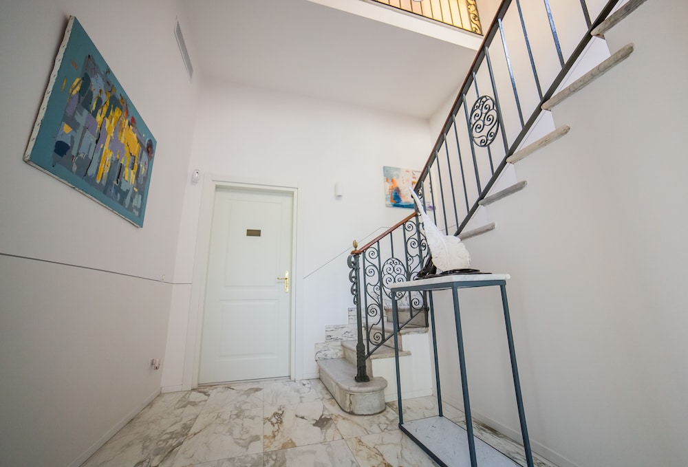 Le Stanze Del Lago Suites 20/39
