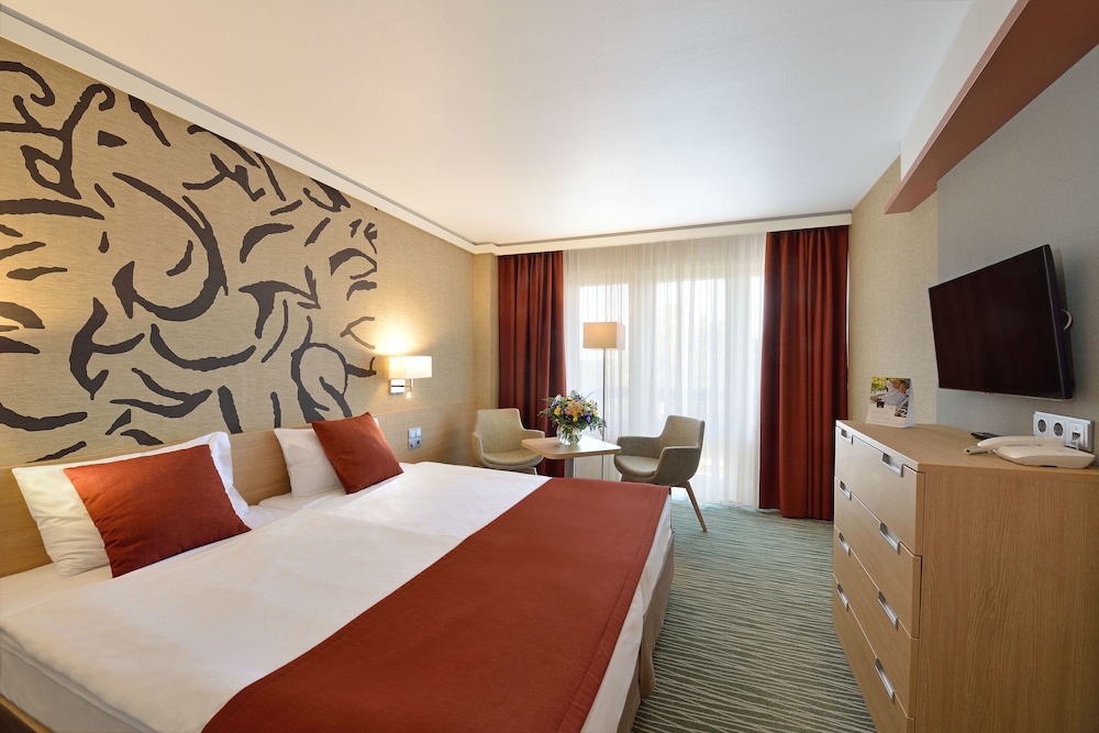 DANUBIUS HEALTH SPA RESORT BUK 16/62