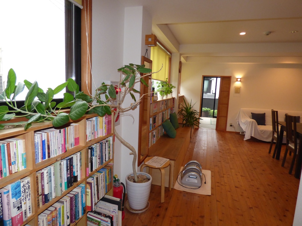 Guesthouse Hyakumanben Cross 27/50