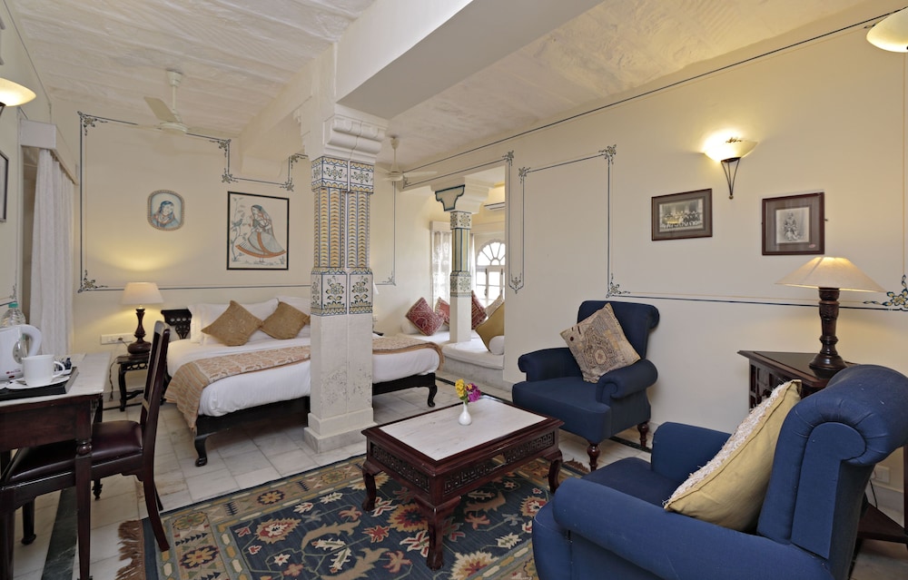 ROHET GARH 24/54