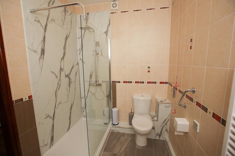 Padley Farm B&B 47/49