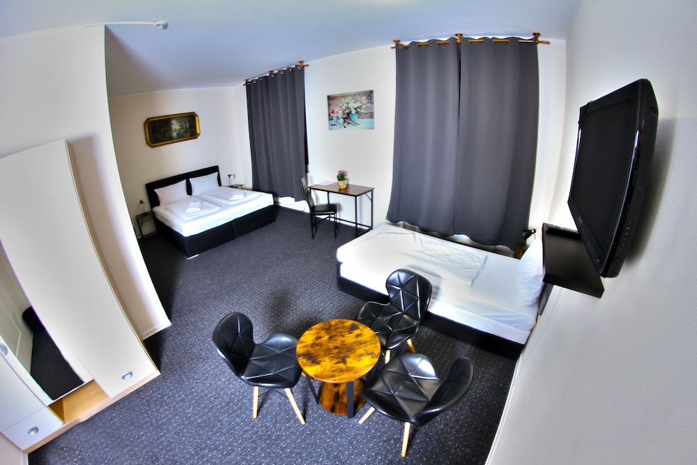 Hotel Karlshorst 43/62