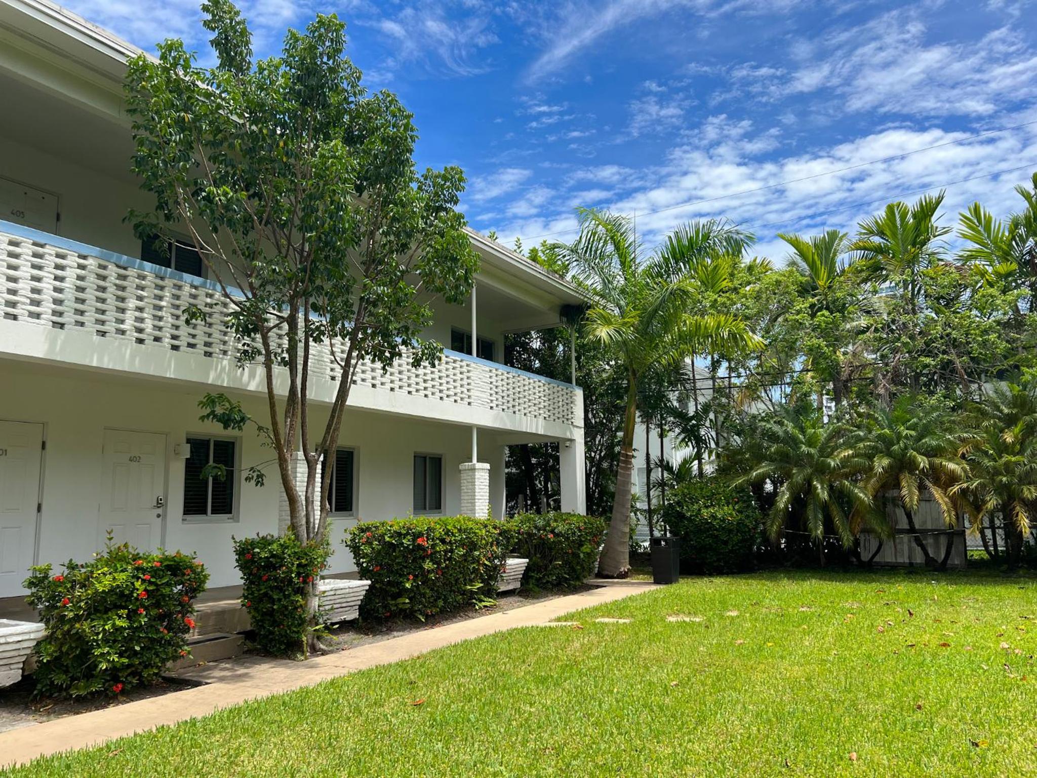Beach Gardens A North Beach Village Resort Hotel 92/100