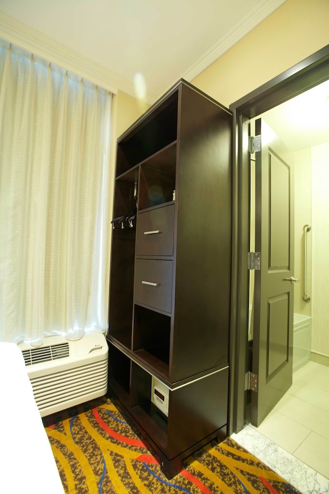Nesva Hotel 4/37