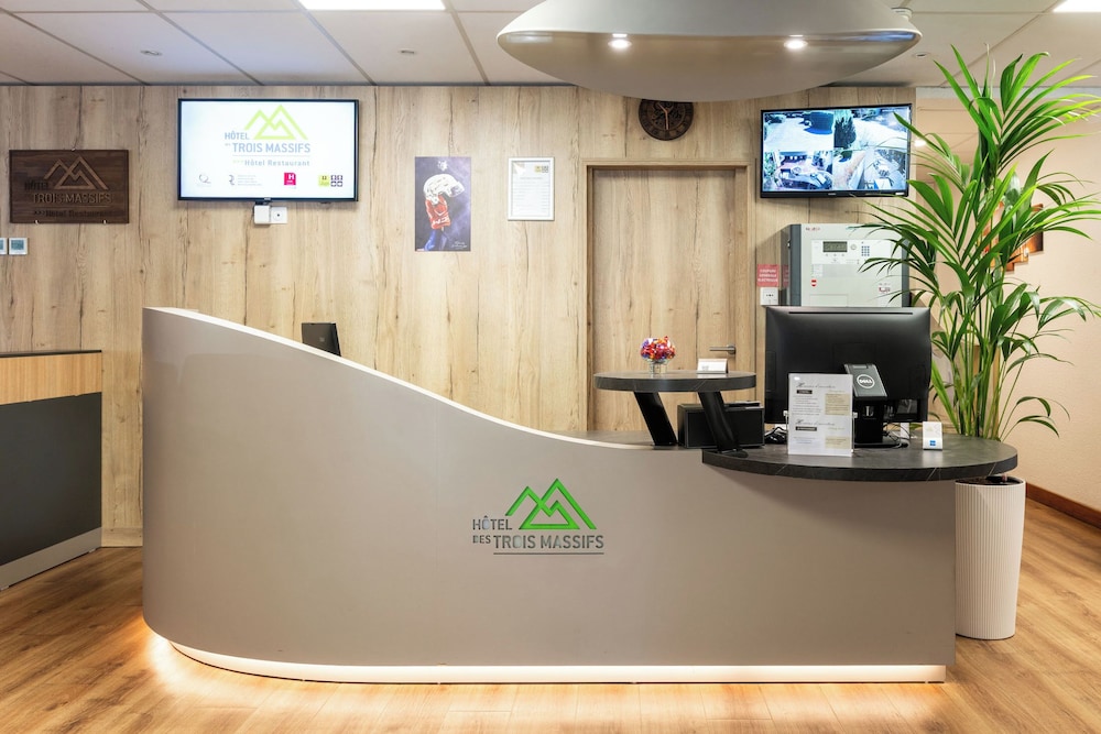 Hotel La Cle Des Champs 3/41