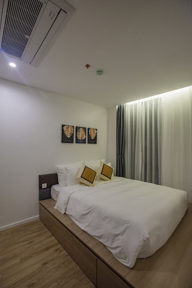 Parosand Hanoi Hotel & Apartment 10/50